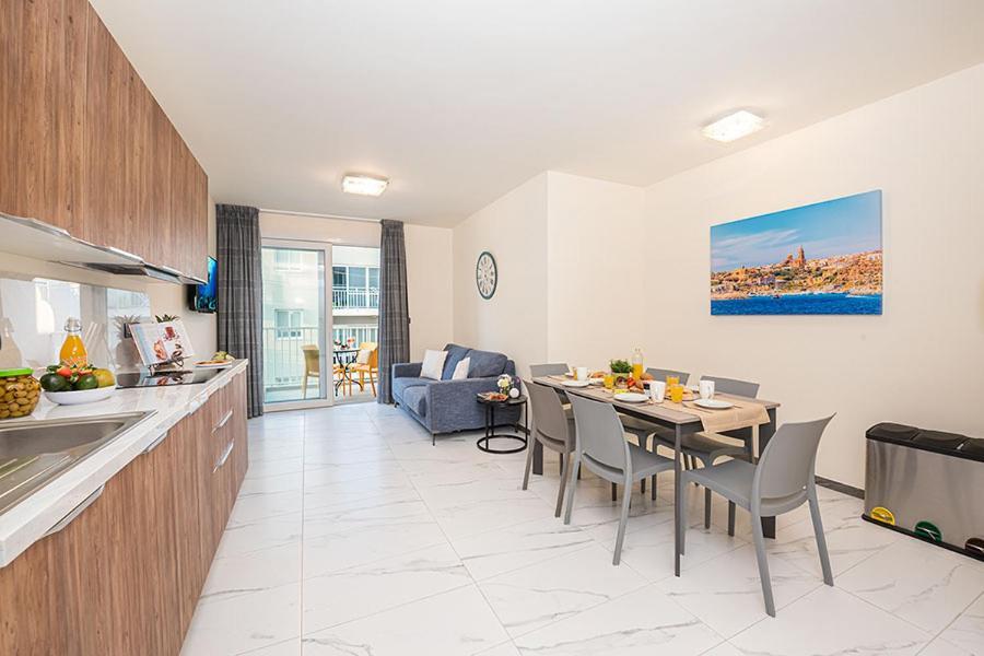 Atlantis Apartment *